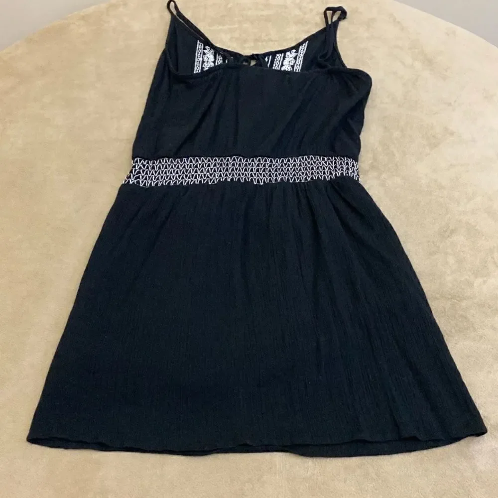 VENUS Swimwear Black White Coverup Dress Med